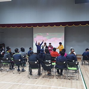 4월 노래교실 진행